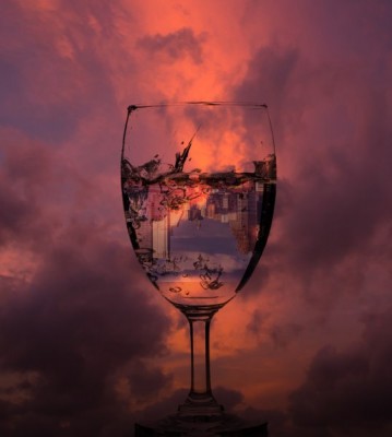 depositphotos_118286452-stock-photo-cityscape-in-glass-of-wine.jpg